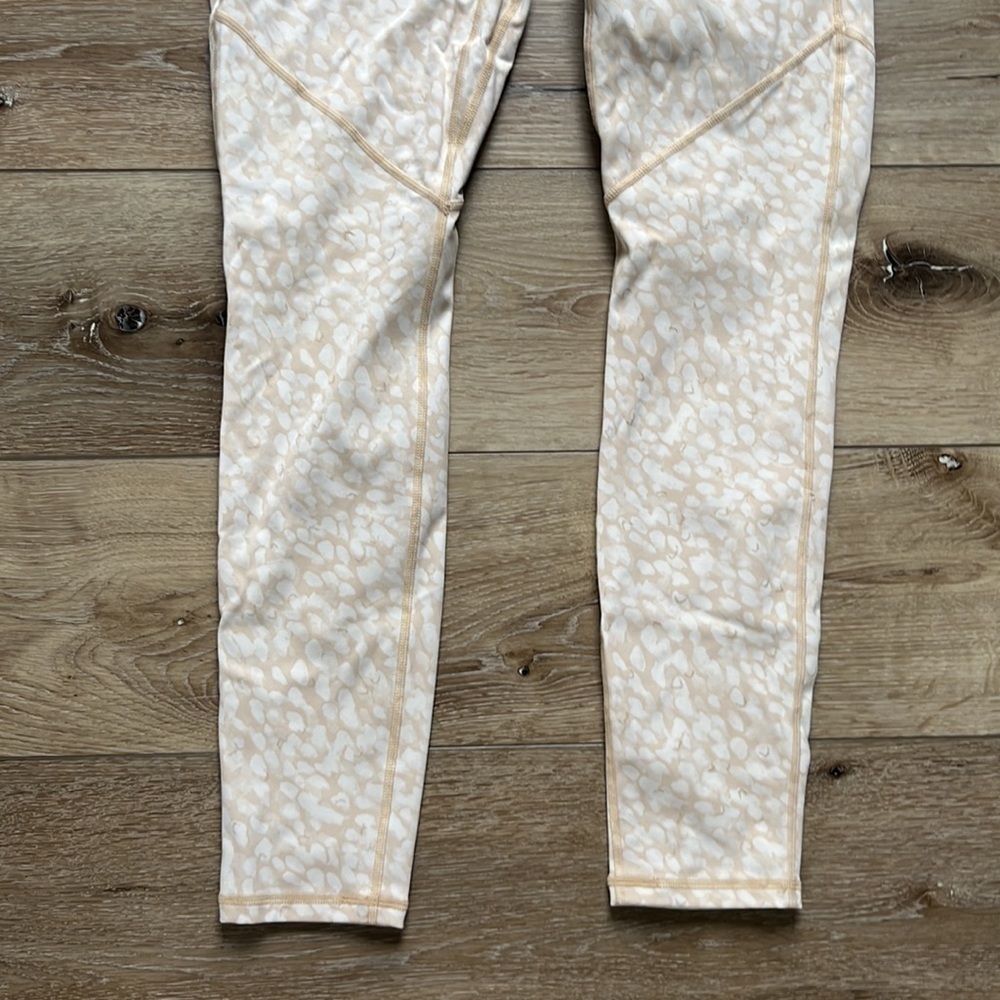 Fabletics Trinity Motion 365 High Rise Leggings Patterned - Picture 5 of 11